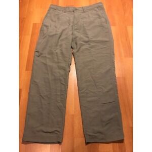 REI Hiking Pants 100% Nylon Men's Size 32 Olive Green Color Multiple Pockets
